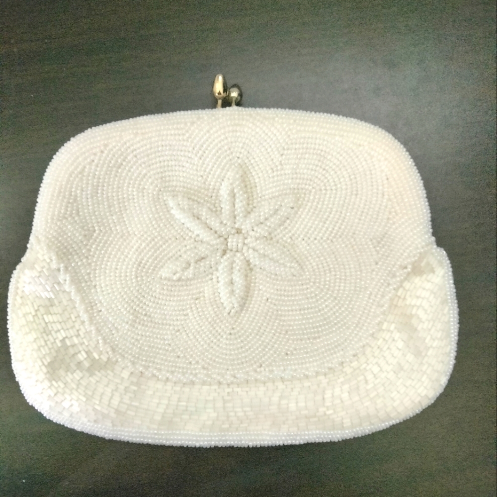 Vintage Made in Japan White seed Pearls Beaded clutch Purse